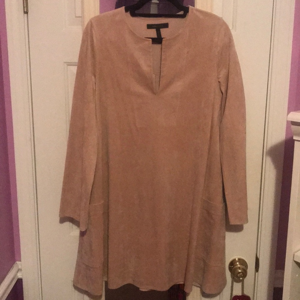 BCBG MAXAZRIA Pale Pink Shift Dress W/ Pockets